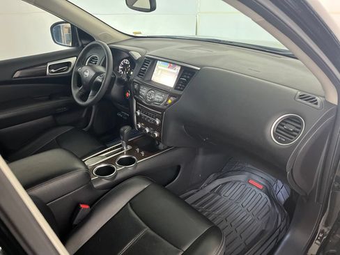 Used 2015 Nissan Pathfinder Platinum FWD image 24