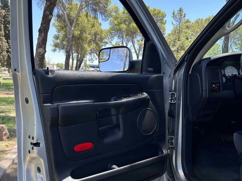 Used 2004 Dodge Ram 3500 Truck SLT w/ Sport Appearance Group image 19