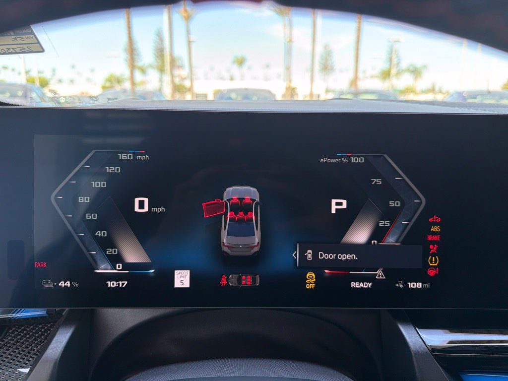 Used 2025 BMW i5 M60 w/ Premium Package AWD/4WD image 20