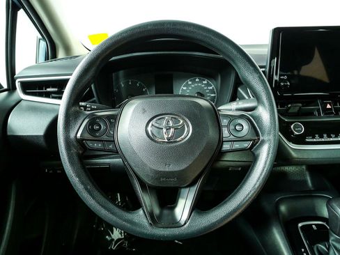 Used 2023 Toyota Corolla LE FWD image 9