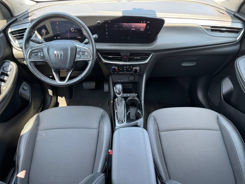 Used 2024 Buick Encore GX Preferred FWD image 24