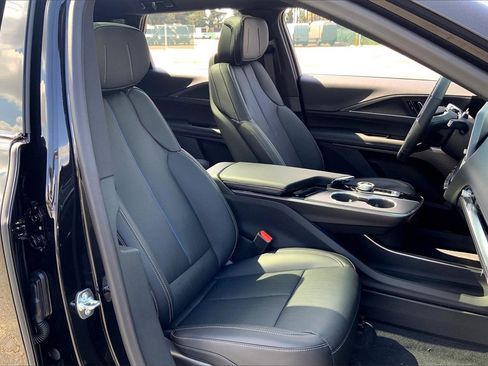 New 2026 Cadillac Lyriq Sport image 33