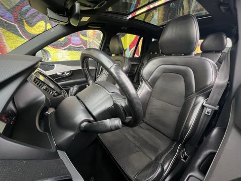 Used 2016 Volvo XC90 T6 R-Design w/ Protection Package Plus image 17