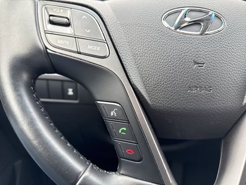 Used 2017 Hyundai Santa Fe Sport image 18