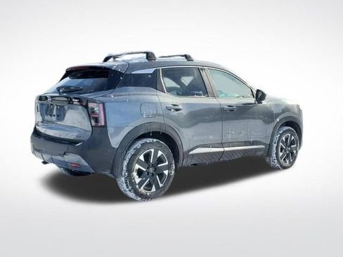 New 2026 Nissan Kicks SV image 5