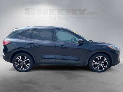 Certified 2021 Ford Escape SE w/ SE Sport Appearance Package FWD image 4