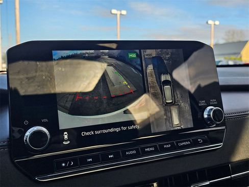 Used 2023 Mitsubishi Outlander SE image 23