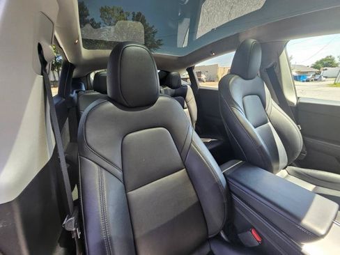 Used 2023 Tesla Model Y Performance AWD/4WD image 59