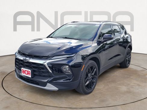 Used 2024 Chevrolet Blazer LT w/ Convenience Package FWD image 9