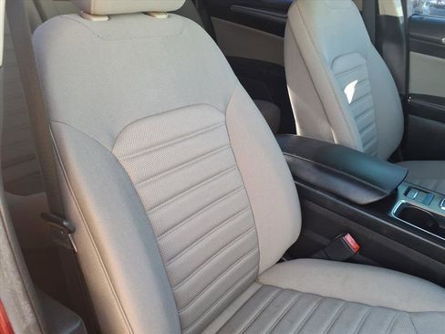 Used 2019 Ford Fusion S image 12