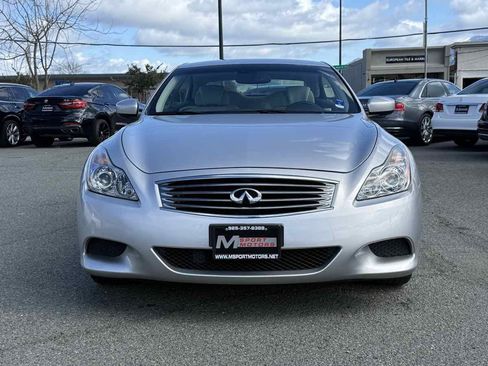 Used 2009 INFINITI G37 Sport w/ Premium Pkg image 2