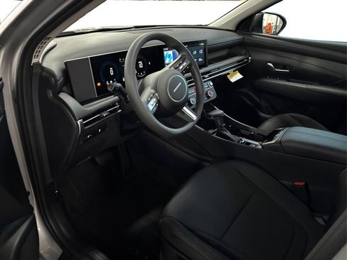New 2026 Hyundai Tucson SE image 9