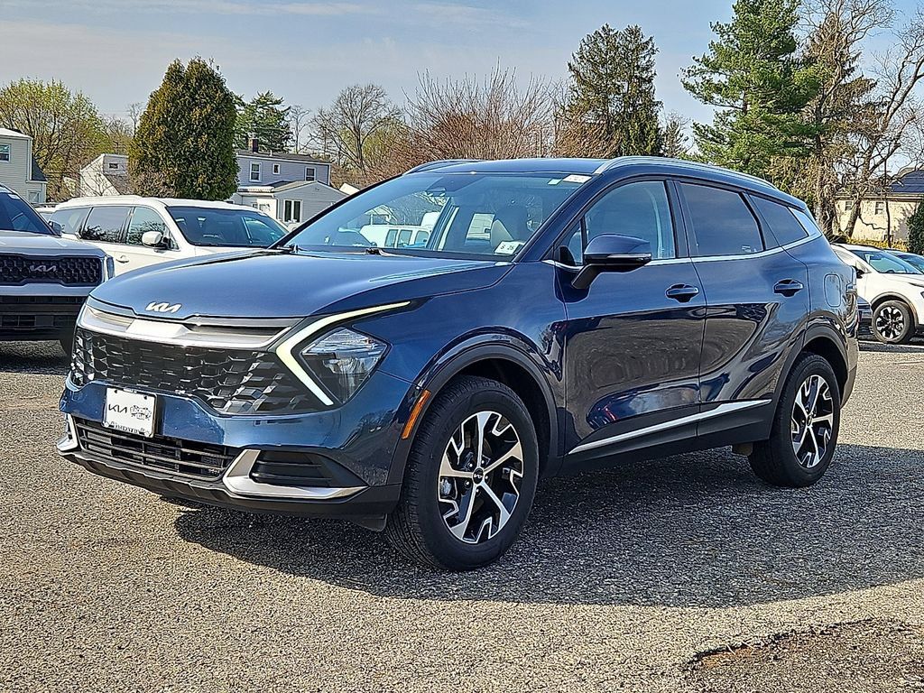 Used 2023 Kia Sportage EX AWD/4WD image 3