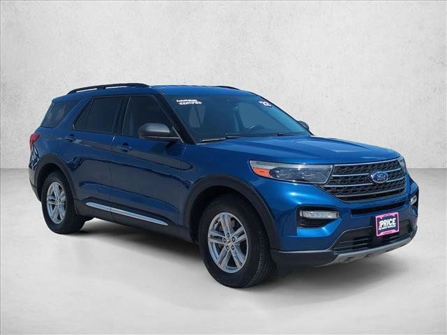 Used 2022 Ford Explorer XLT w/ Equipment Group 202A RWD image 3