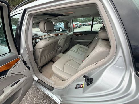 Used 2005 Mercedes-Benz E 320 Wagon image 11