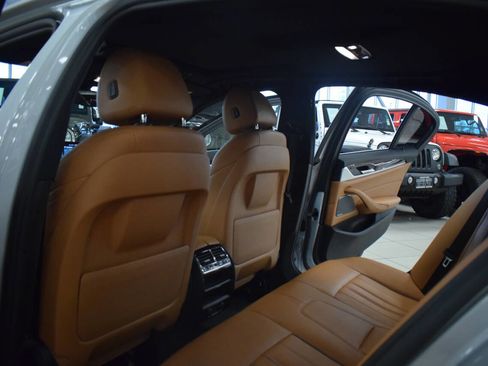 Used 2018 BMW 540i image 56