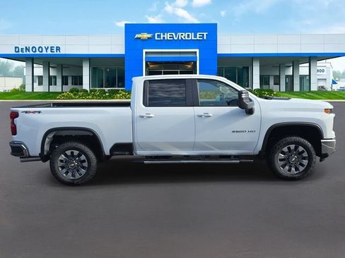 New 2026 Chevrolet Silverado 2500 LT w/ All Star Edition AWD/4WD image 5