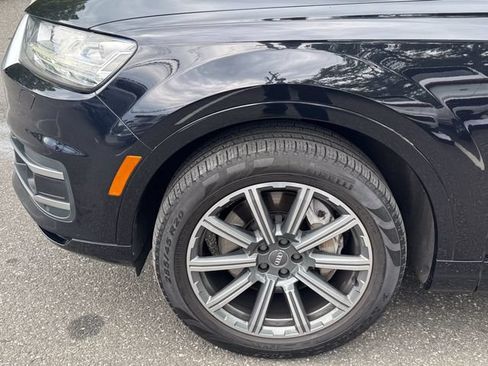 Used 2017 Audi Q7 3.0T Premium Plus w/ Premium Plus Package AWD/4WD image 10