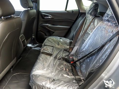 New 2026 Chevrolet Trax LT w/ Driver Confidence Package image 10