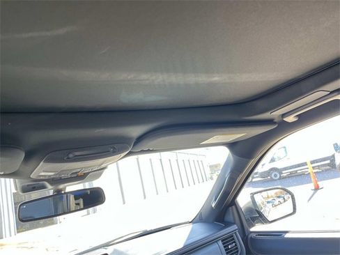 Used 2024 Ford Expedition Platinum image 14