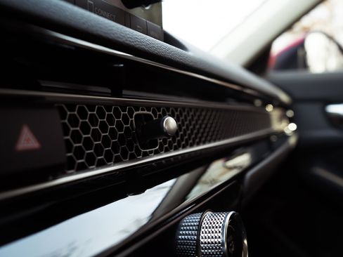 Used 2023 Honda Civic LX image 32