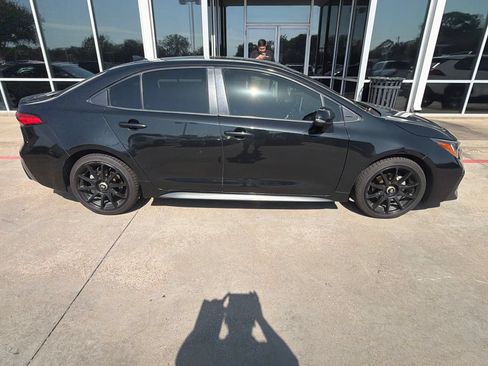 Used 2020 Toyota Corolla SE FWD image 5