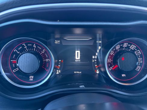 Used 2018 Dodge Challenger SXT image 10
