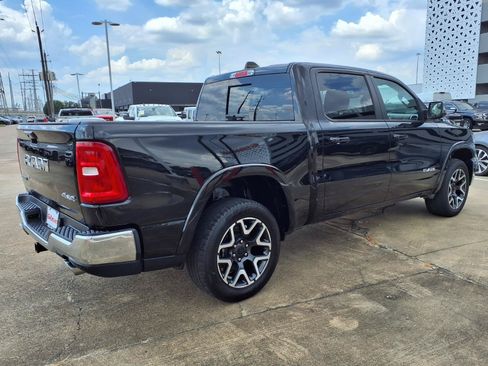 Used 2025 RAM 1500 Laramie AWD/4WD image 27