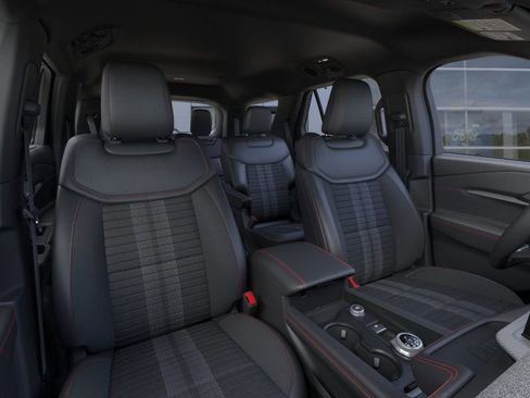Used 2025 Ford Explorer ST-Line w/ Premium Package RWD image 11