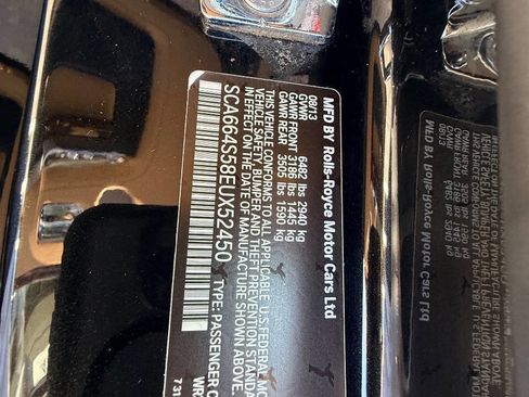 Used 2014 Rolls-Royce Ghost image 40