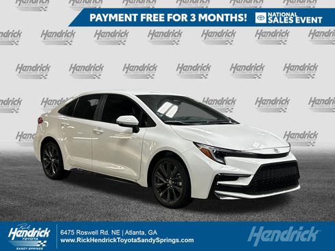 Used 2026 Toyota Corolla SE FWD image 1