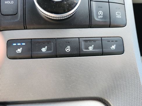 Used 2022 Hyundai Palisade Limited FWD image 32
