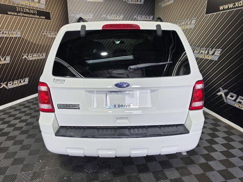 Used 2011 Ford Escape XLT FWD image 8