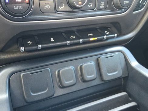 Used 2017 GMC Sierra 1500 SLT image 16