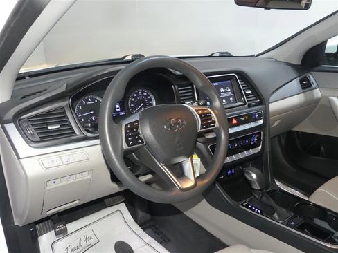 Used 2019 Hyundai Sonata SE FWD image 23