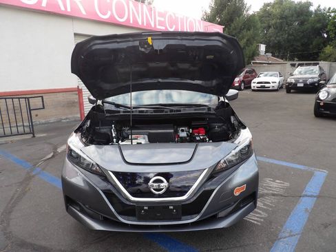 Used 2019 Nissan Leaf S w/ S Charge Package FWD image 13