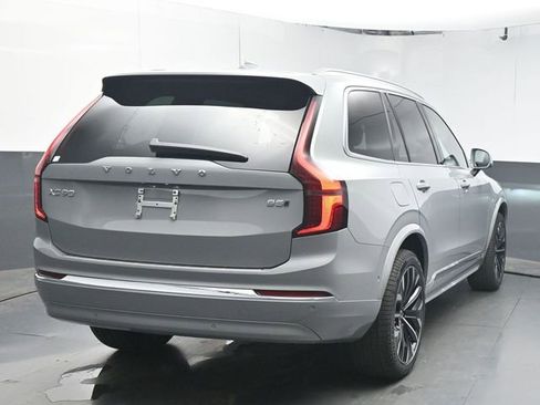 New 2026 Volvo XC90 B5 Plus w/ Protection Package Premier AWD/4WD image 7