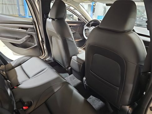 New 2026 MAZDA MAZDA3 2.5 S Preferred image 11