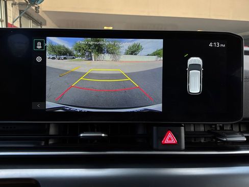Used 2026 Kia Carnival FWD image 36