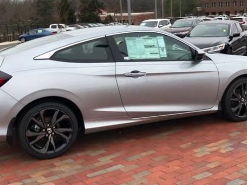 Used 2020 Honda Civic Sport image 9