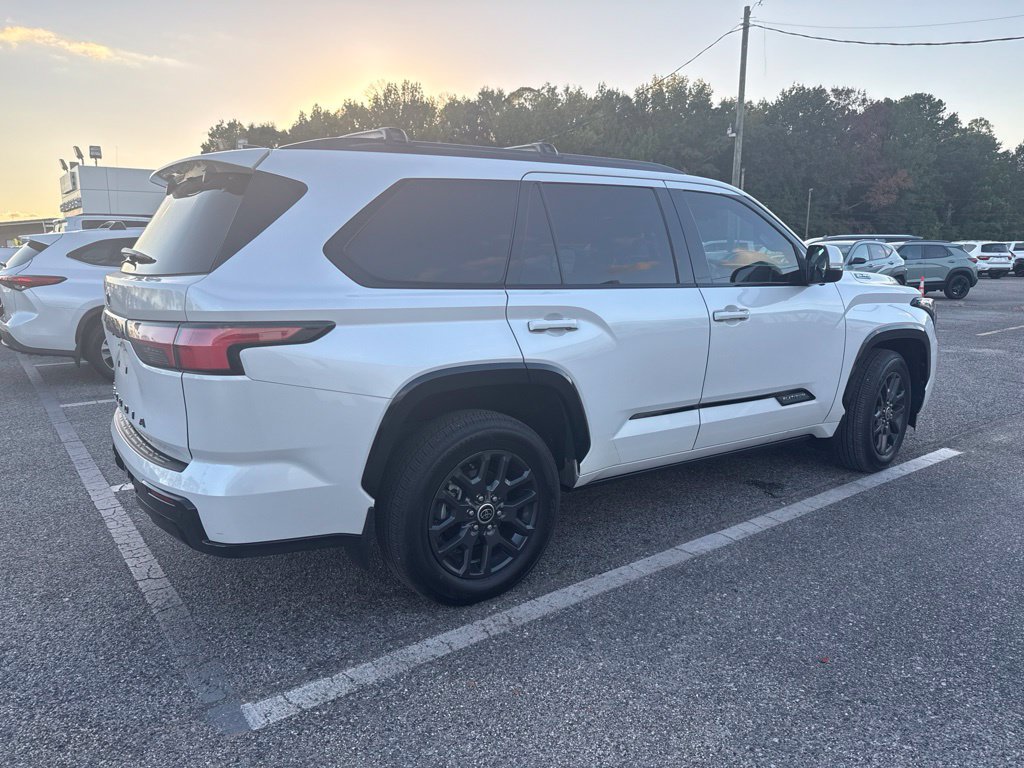 Used 2023 Toyota Sequoia Platinum AWD/4WD image 4