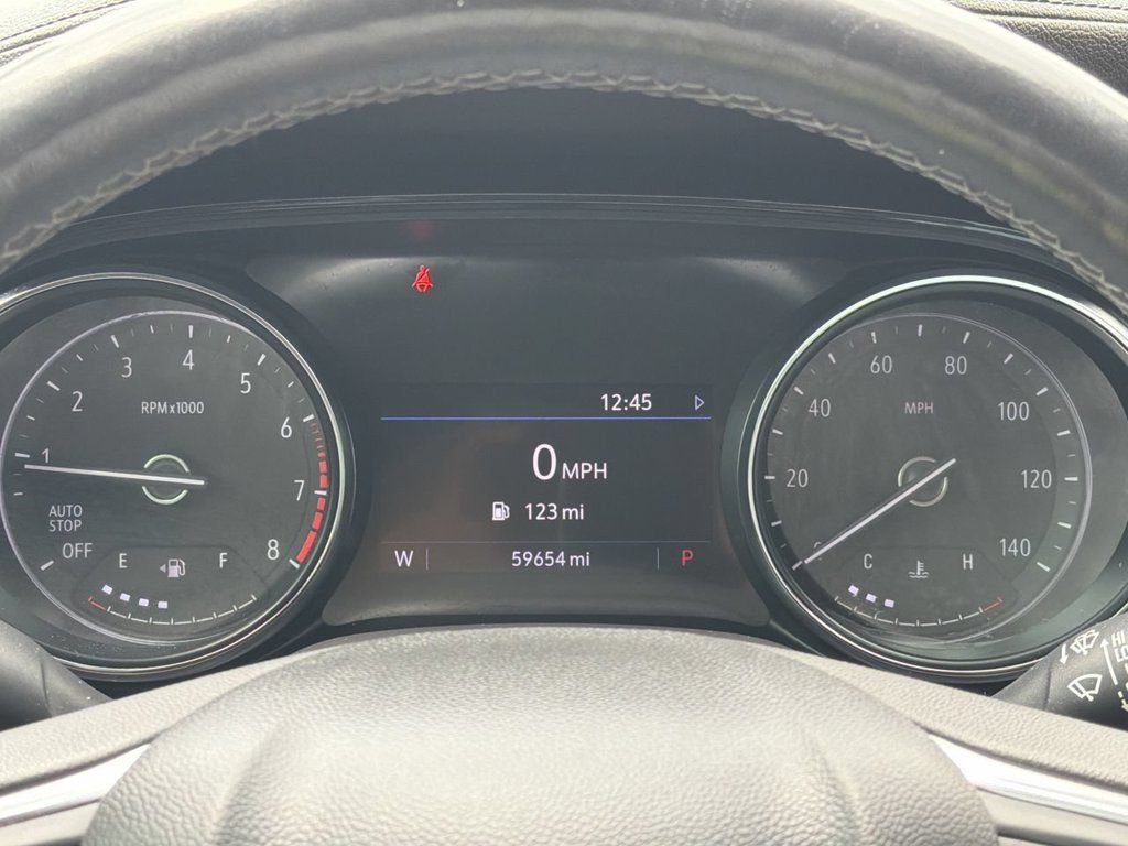 Used 2020 Buick Encore GX Essence FWD image 30