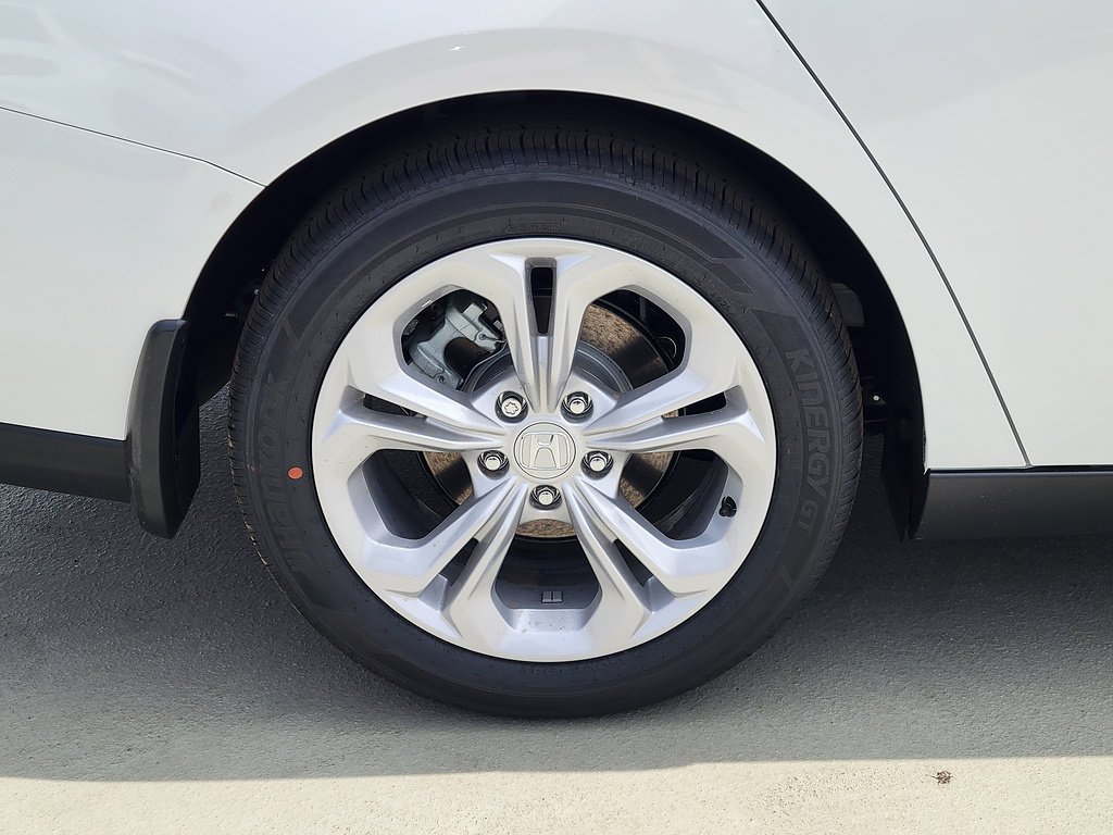 New 2026 Honda Accord LX image 6