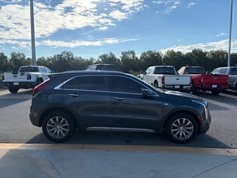 Used 2019 Cadillac XT4 Premium Luxury FWD image 6