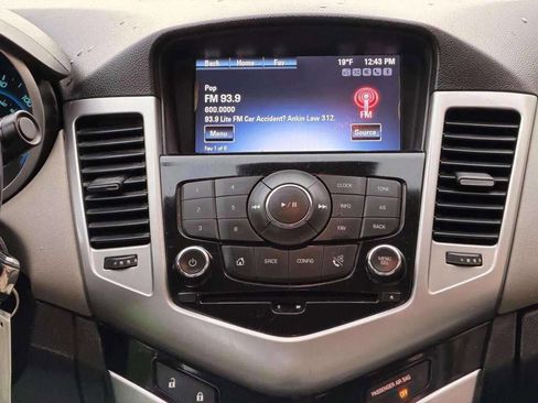 Used 2013 Chevrolet Cruze Eco image 19