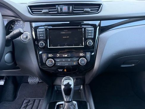 Certified 2021 Nissan Rogue Sport SV image 20