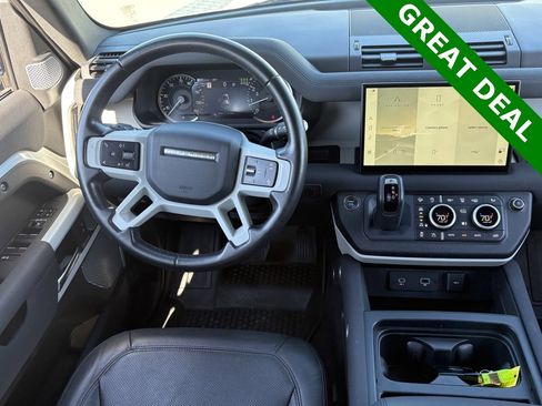 Used 2023 Land Rover Defender 130 SE image 14