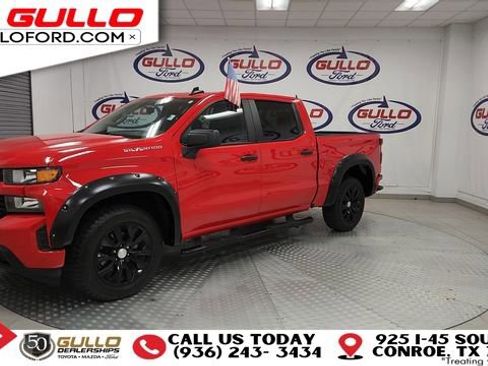 Used 2019 Chevrolet Silverado 1500 Custom w/ Custom Value Package image 4