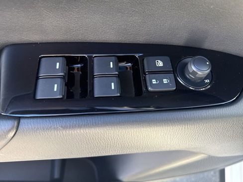 Used 2025 MAZDA CX-5 AWD 2.5 S w/ Preferred Package image 28
