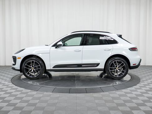 New 2026 Porsche Macan AWD/4WD image 2